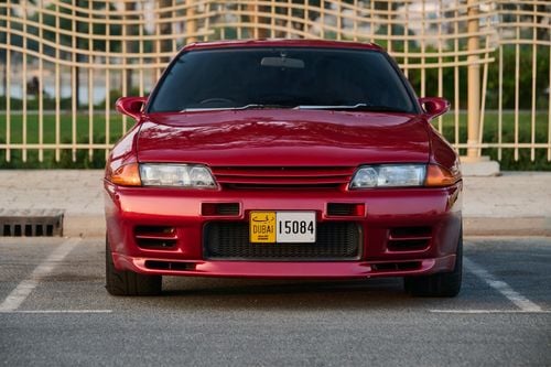 نيسان جي تي ار