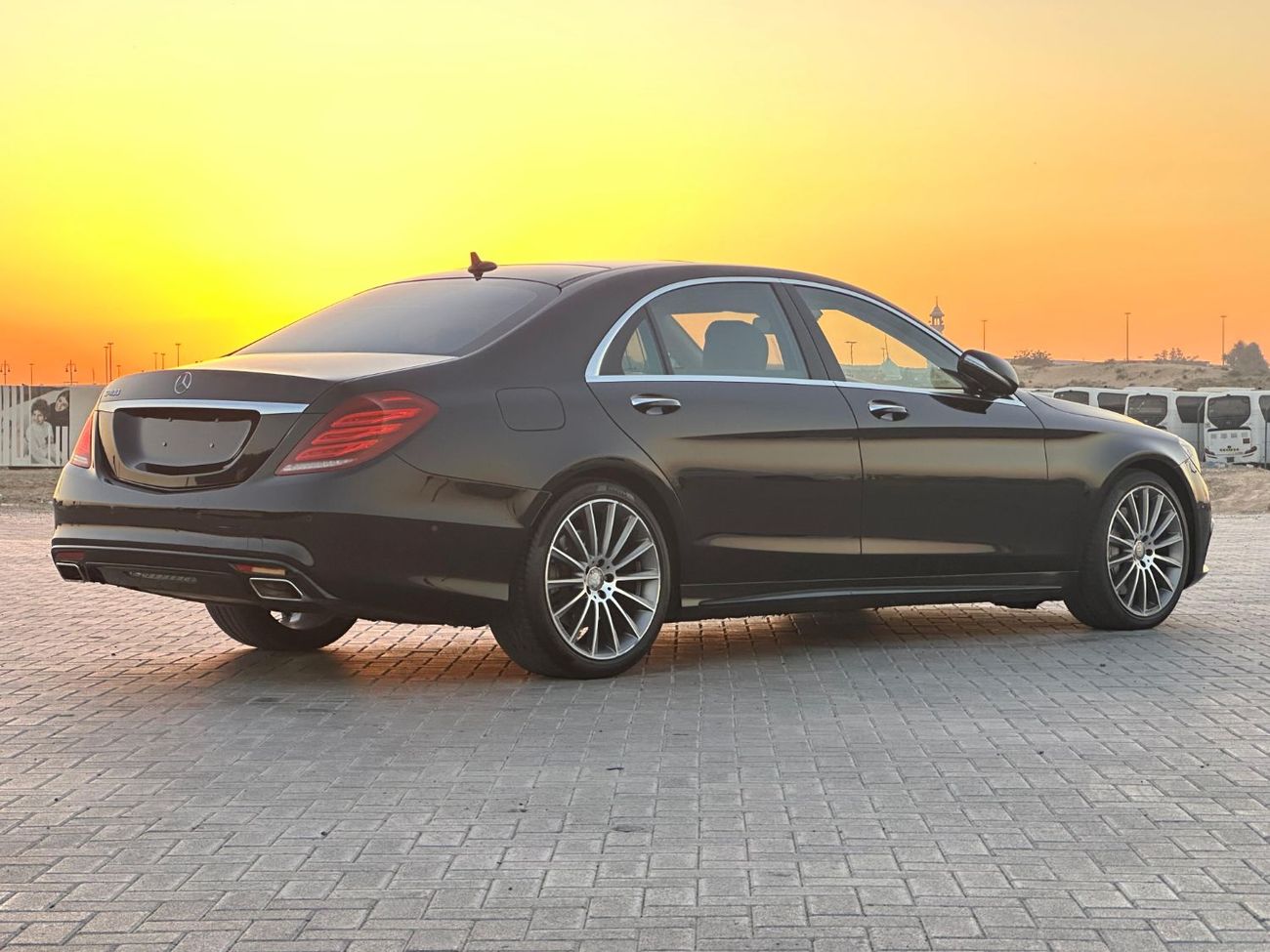 Mercedes-Benz S 400