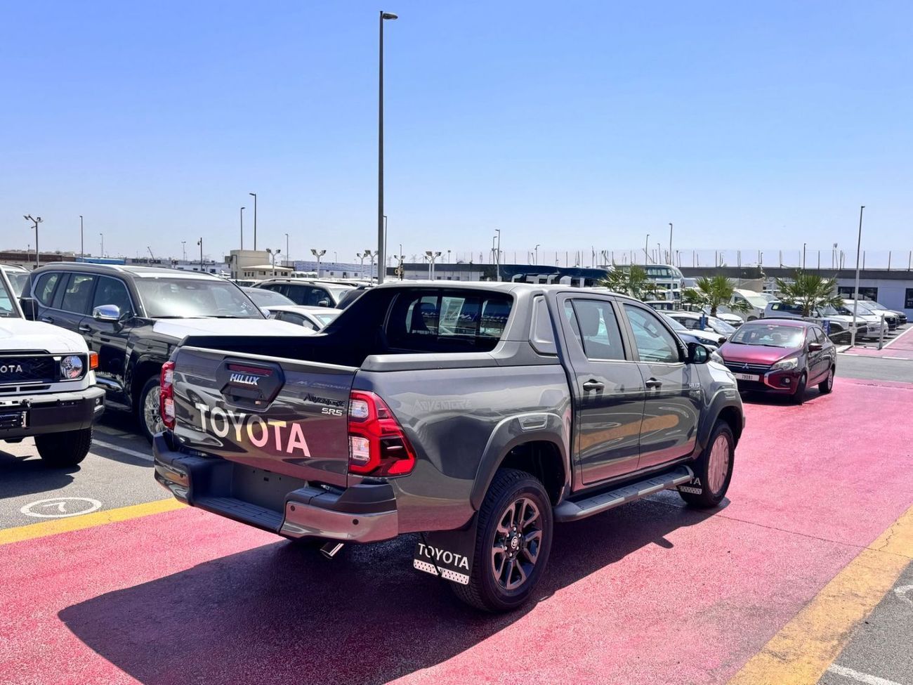 تويوتا هيلوكس 