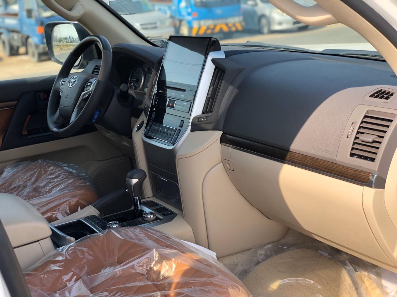 Toyota Land Cruiser VXS V8 5.7L-4 CAMERAS-SUNROOF-LEATHER+POWER SEATS-CHROMIC PLATING-DVD, CODE-TLCV8