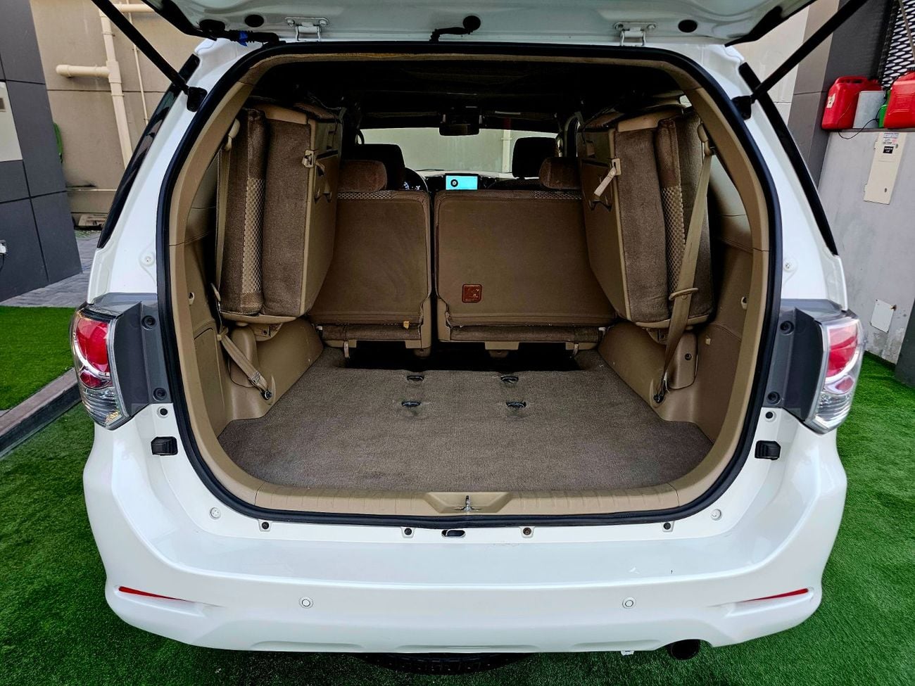 تويوتا فورتونر EXR / V4 2.7L 4WD / GCC SPECS/ FAMILY USED CAR