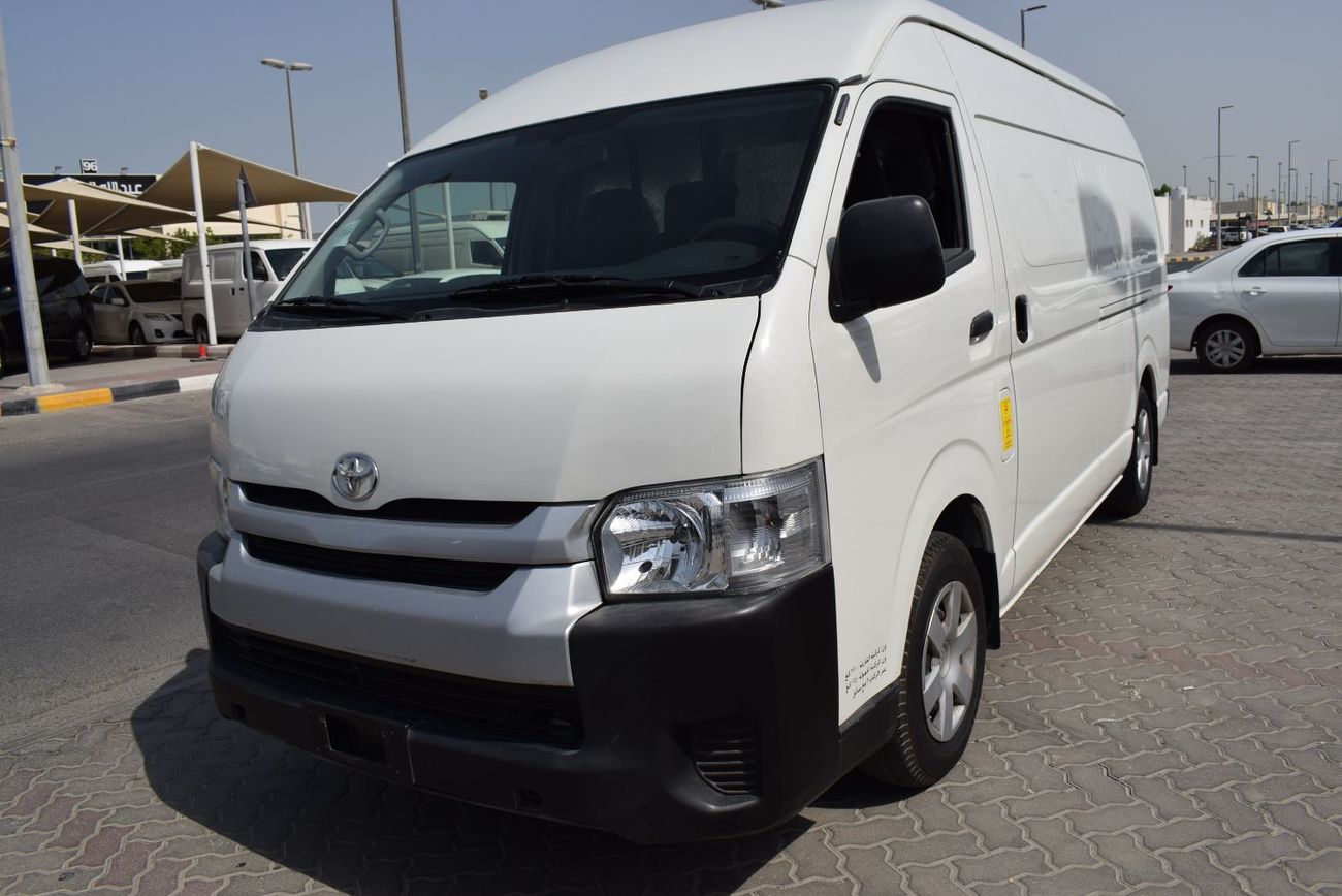 Toyota Hiace GLS -High Roof  Panal Van 2.7L