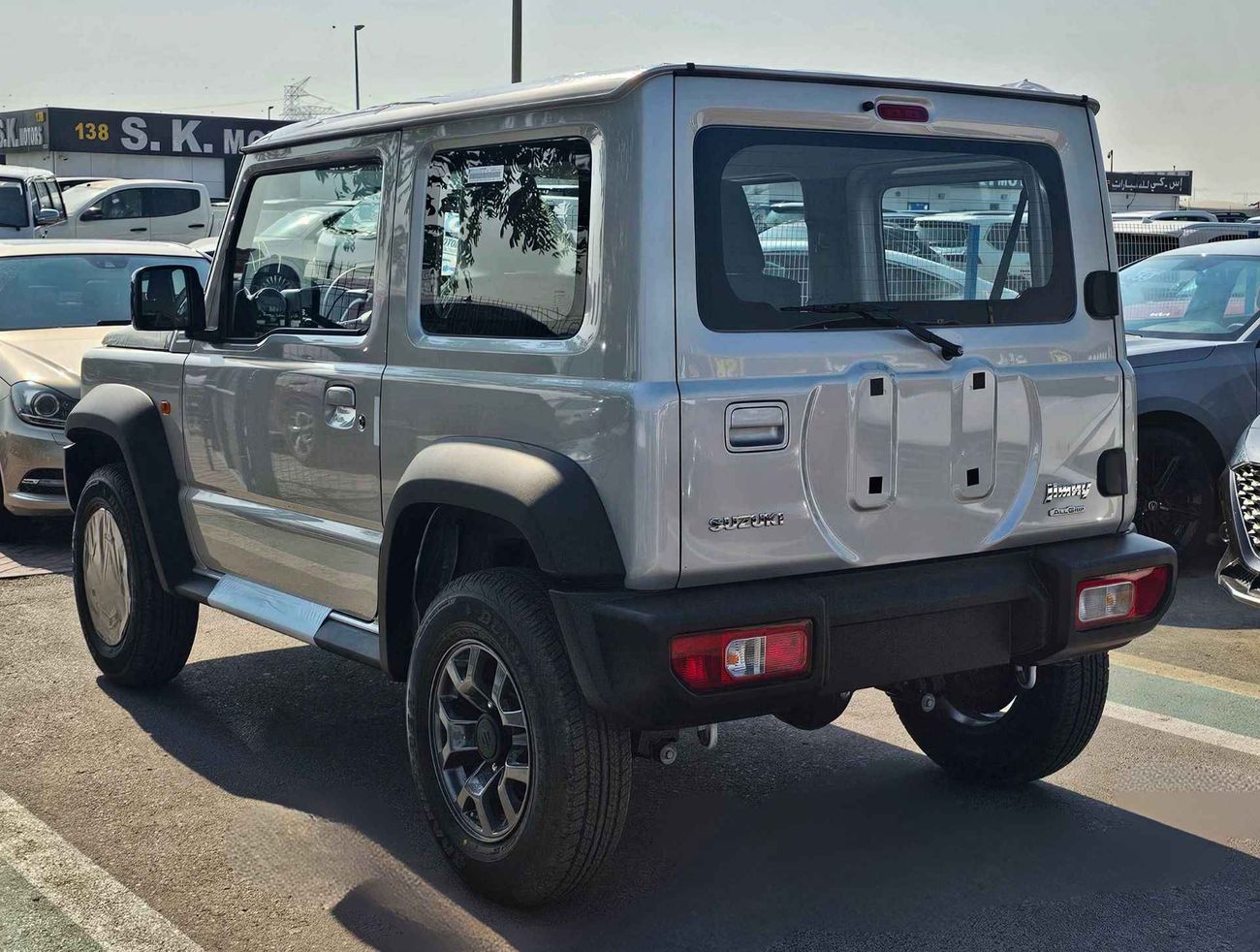 Suzuki Jimny GLX, 1.5L V4  PETROL / All Grip off Road / 4WD (CODE # JY15GL)