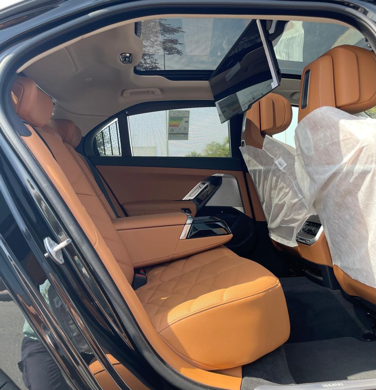 بي أم دبليو 740i
