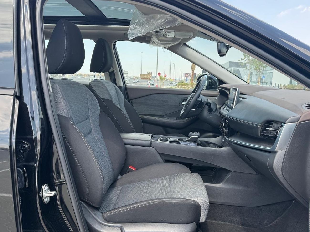 نيسان إكس تريل NISSAN XTRAIL 2024,PANORAMIC 2.5L 7,SEATER GCC Spices