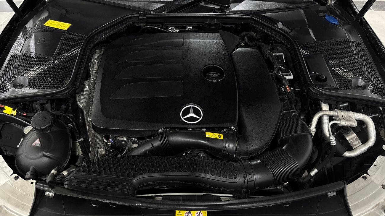 مرسيدس بنز C 200 PREMIUM 2023 PREMIUM | AED 2336/Month | 0 DP | 30 Day Return | Warranty | Service History