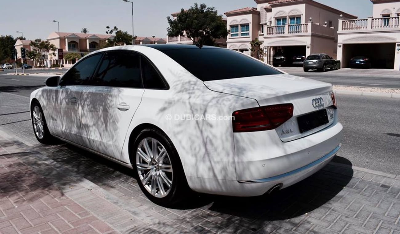 Audi A8 4.2L Quattro