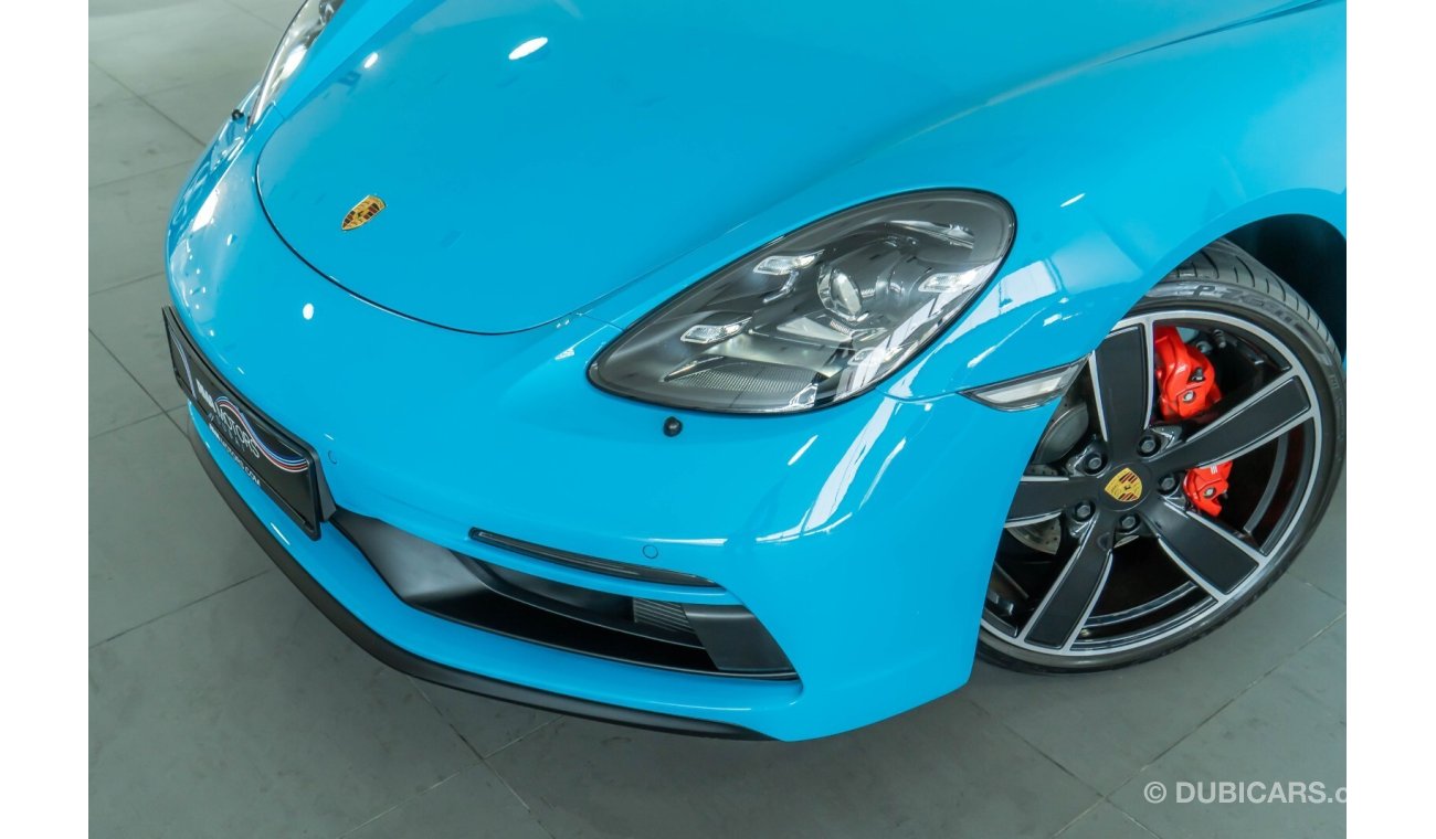 Porsche Cayman GTS / Sport Chrono Package Plus  2.5