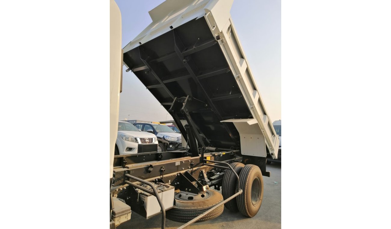 Isuzu NPR 4  TON  TIPPER