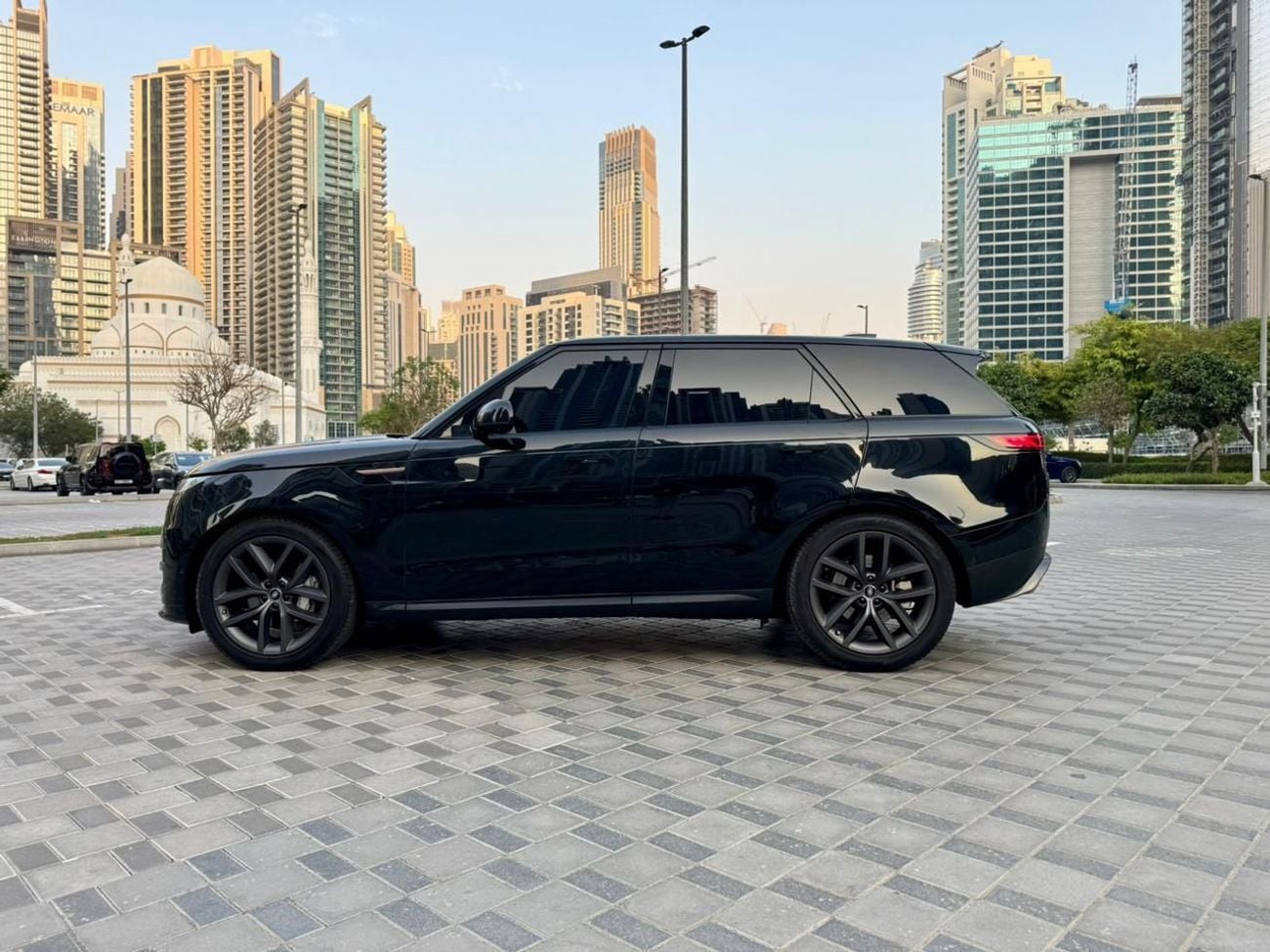 لاند روفر رينج روفر سبورت DYNAMIC SE P400 First Edition P400 3.0L