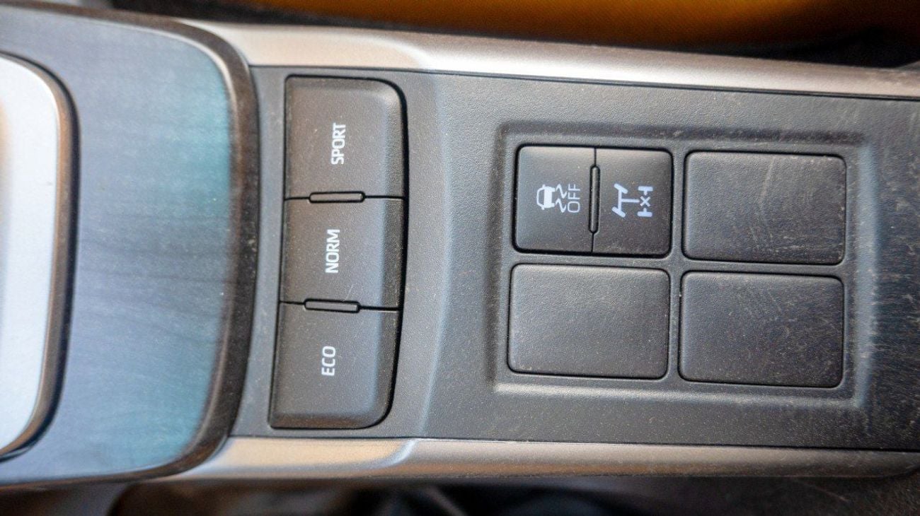 تويوتا فورتونر VX2 4X4 Diesel 2.8L