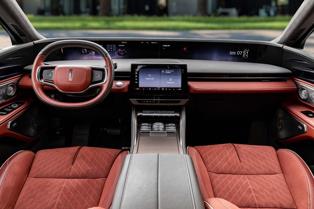 لينكولن ناوتيلوس Nautilus Presidential | 4,113 P.M | 0% Downpayment | Agency Warranty!