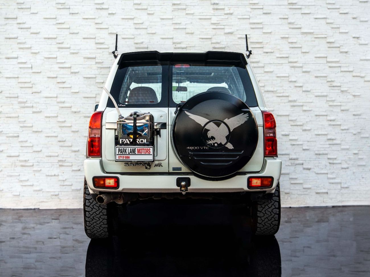 Nissan Patrol Safari Falcon Edition