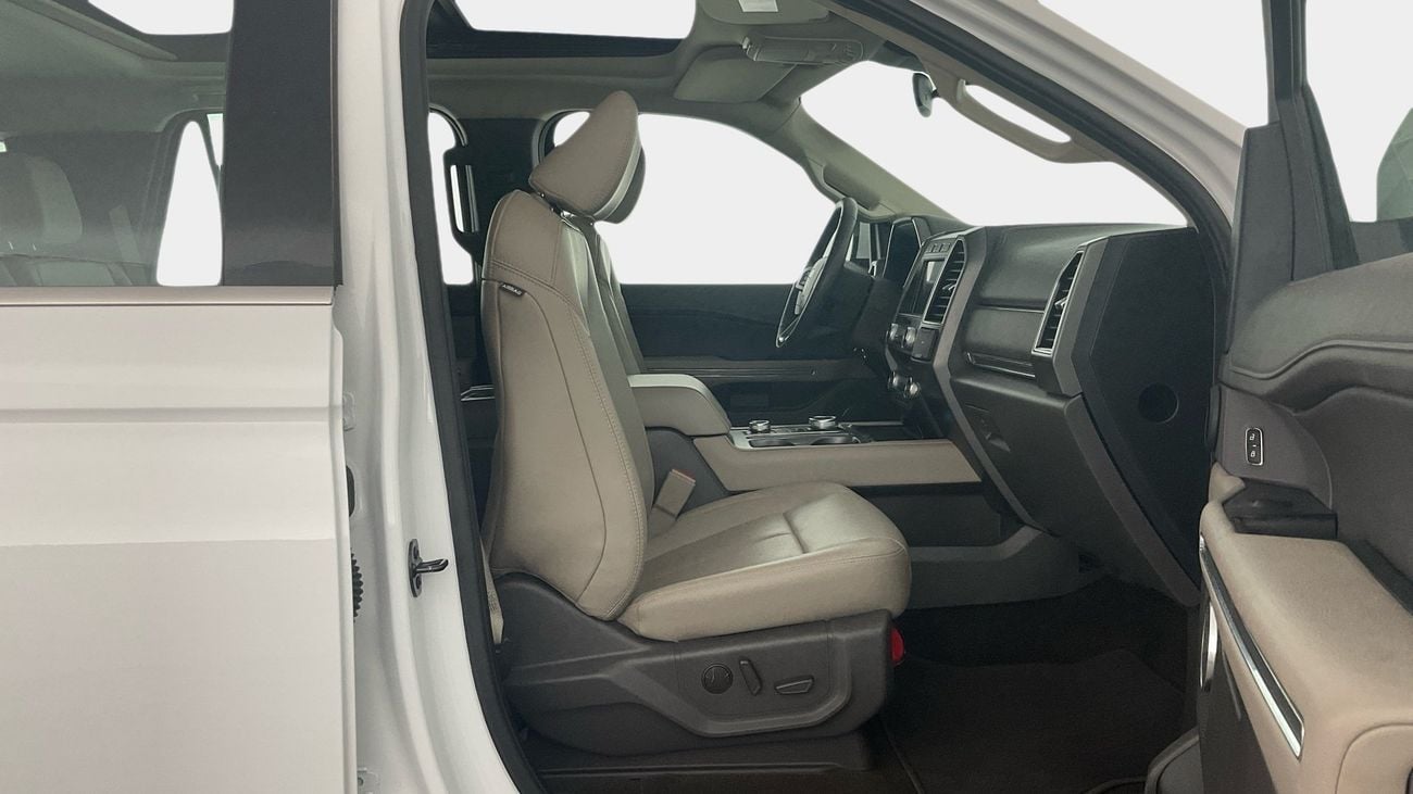 فورد إكسبيديشن XLT Premium | upto AED 20,000 Ramadan Discount | شامل الضمان | 0 ﺪﻔﻋﺓ ﺃﻮﻟﻯ