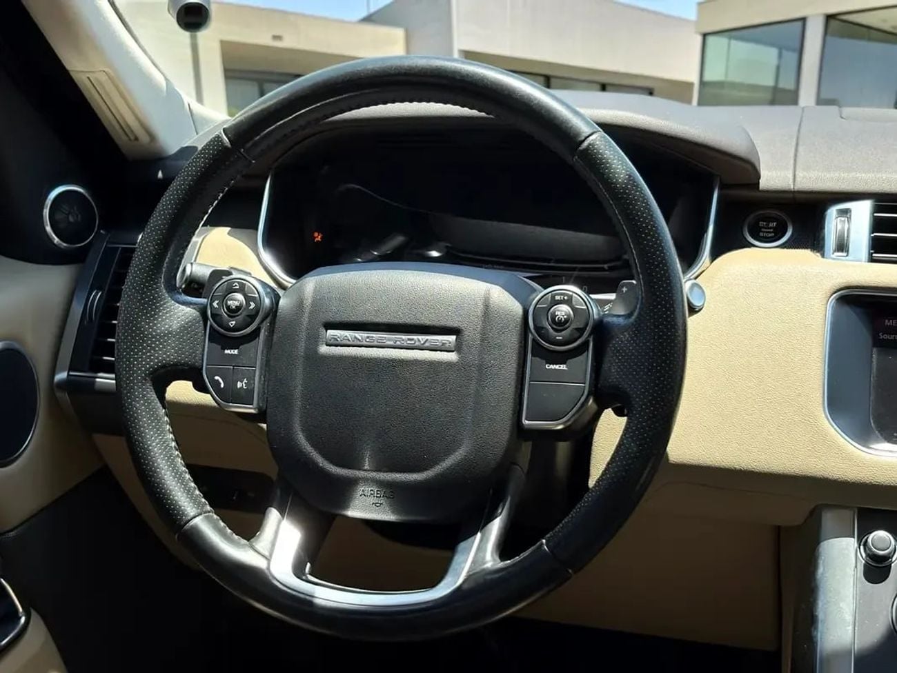 لاند روفر رينج روفر سبورت TOP AED 2,340 P.M | 0% DOWN PAYMENT | RANGE ROVER SPORT SE | 2017 | 1ST OWNER | GCC SPECS