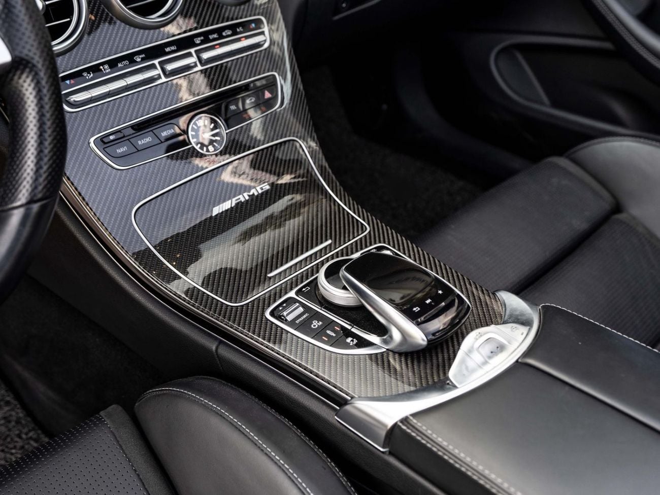 مرسيدس بنز C 63 AMG STD