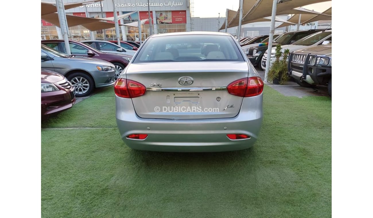 JAC J4 Jac J4 model 2016 Silver Coulour Sensor Leather seat very Condition