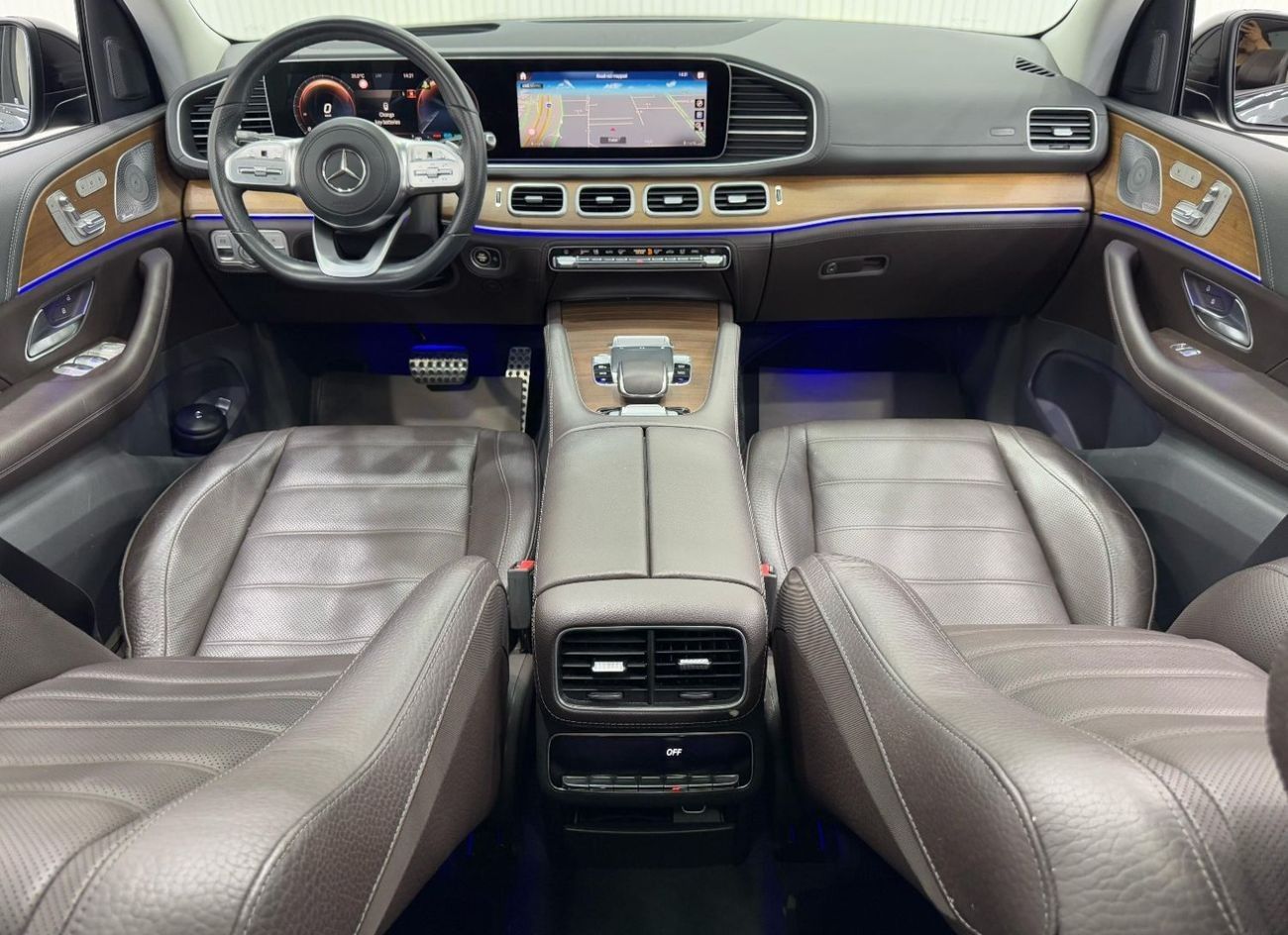 مرسيدس بنز GLS 450 4MATIC 2020 Mercedes Benz GLS450 AMG 4MATIC, Warranty, Full Mercedes Service History, 7 Seater, GCC