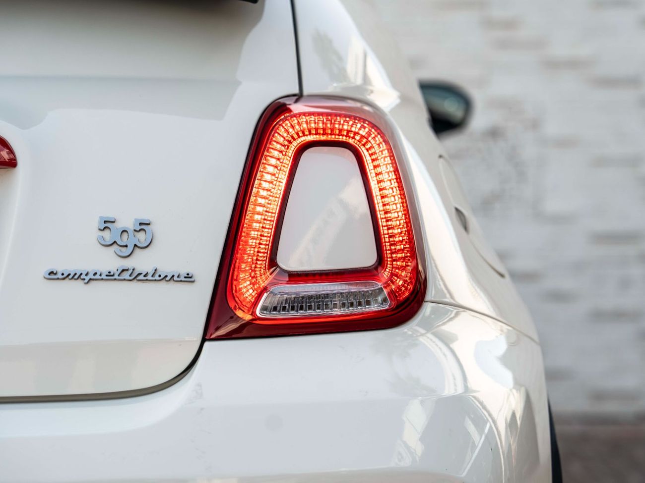 أبارث 595 Competizione