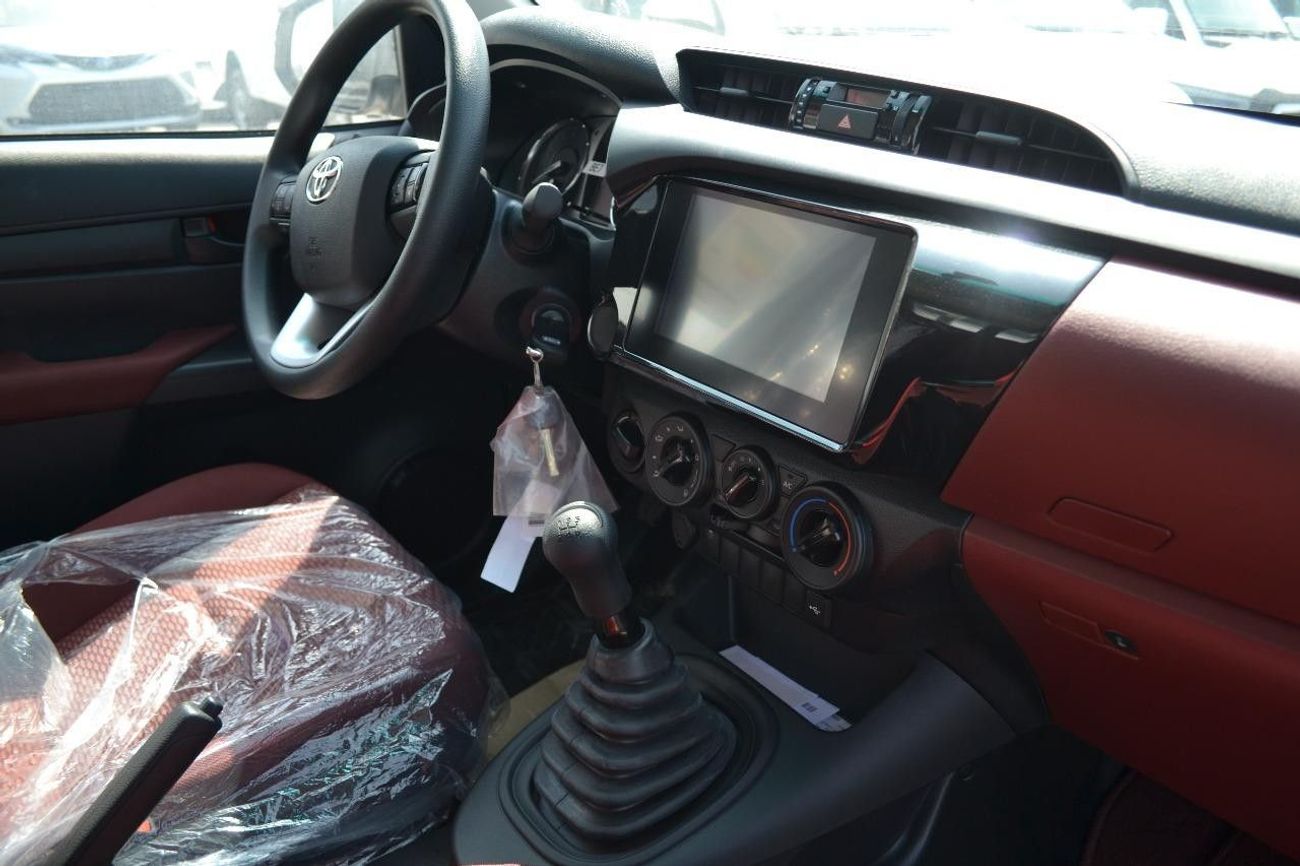 تويوتا هيلوكس TOYOTA HILUX 4X4  S.CAB - 2.7L - PET - MT - 2026 MY