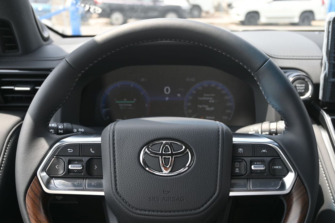 تويوتا لاند كروزر VX 3.5L TwinTurbo V6, 4WD Black inside Black