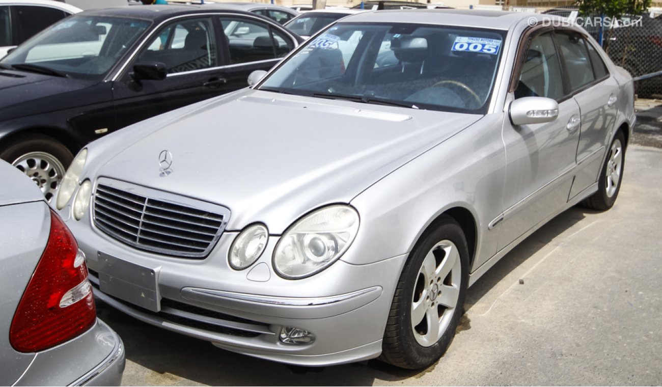 Mercedes-Benz E 320