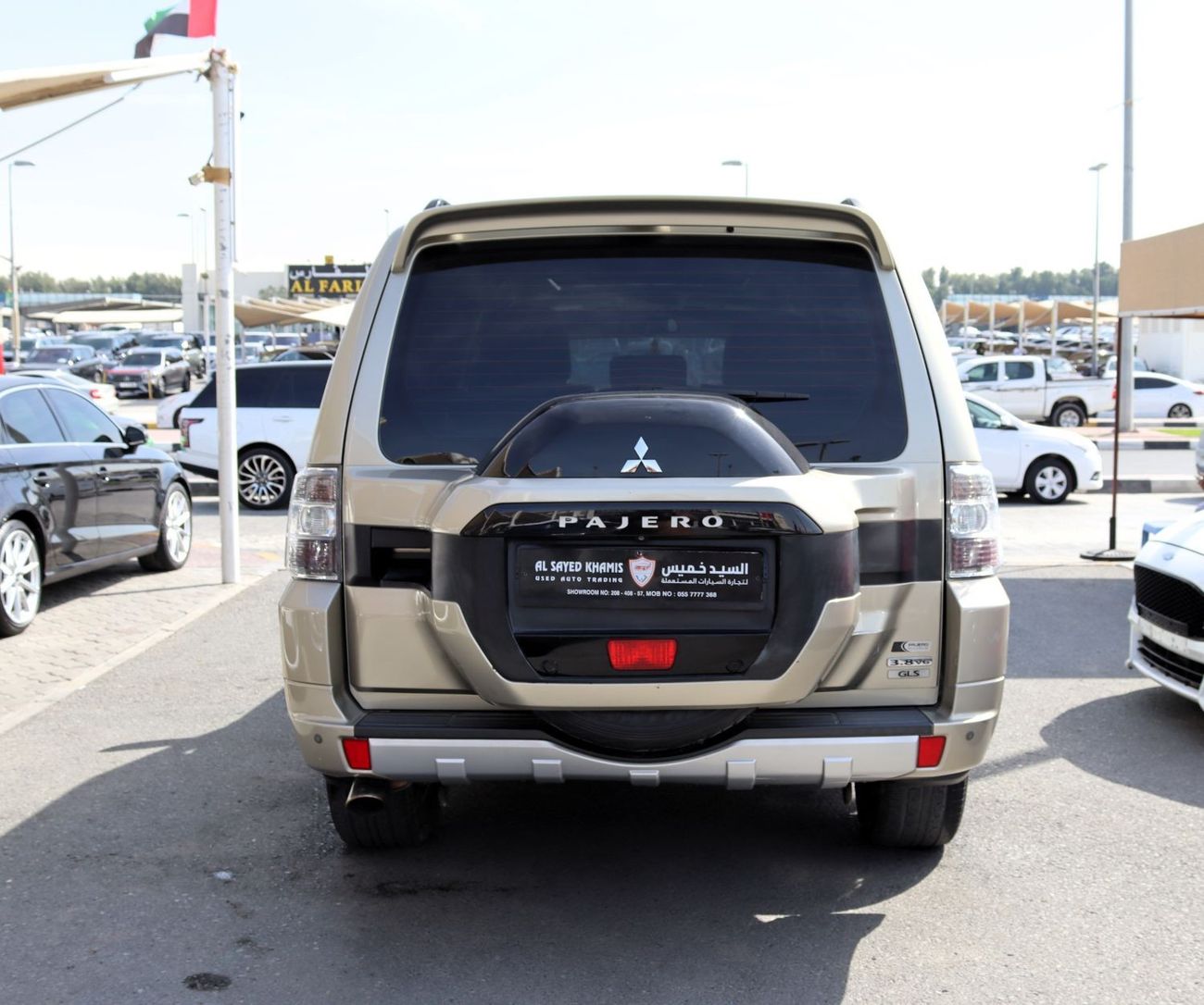 ميتسوبيشي باجيرو بلاتينوم خليجي - خاللية من الحوادث - مكينة 3800 سي سي - فل كامل - بحالة ممتازة من الداخل والخارج