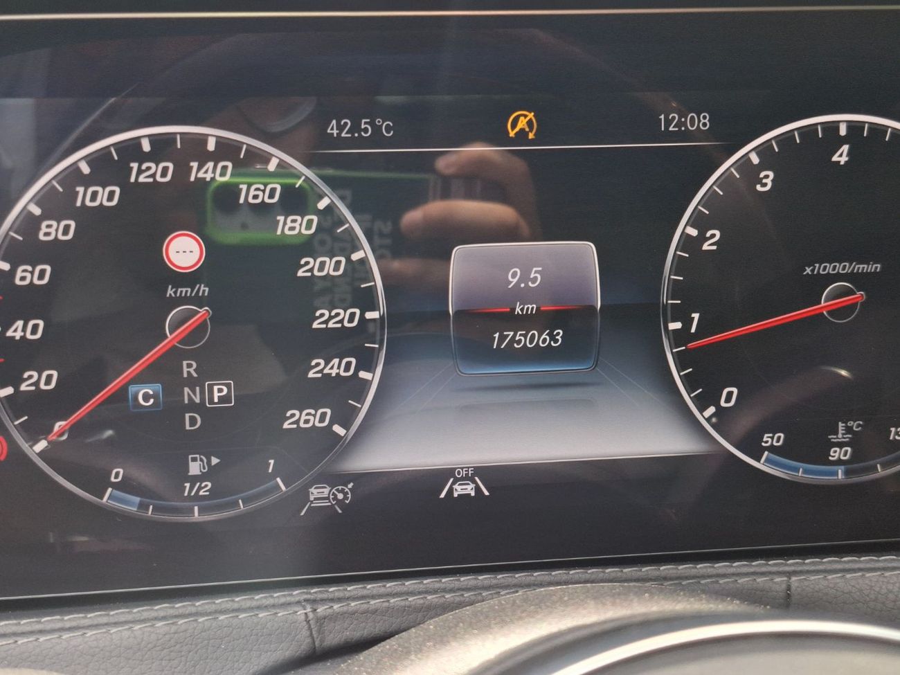 Mercedes-Benz S 560 Std 4.0L (463 HP) Mercedes-Benz S560L 2020 full option  vip