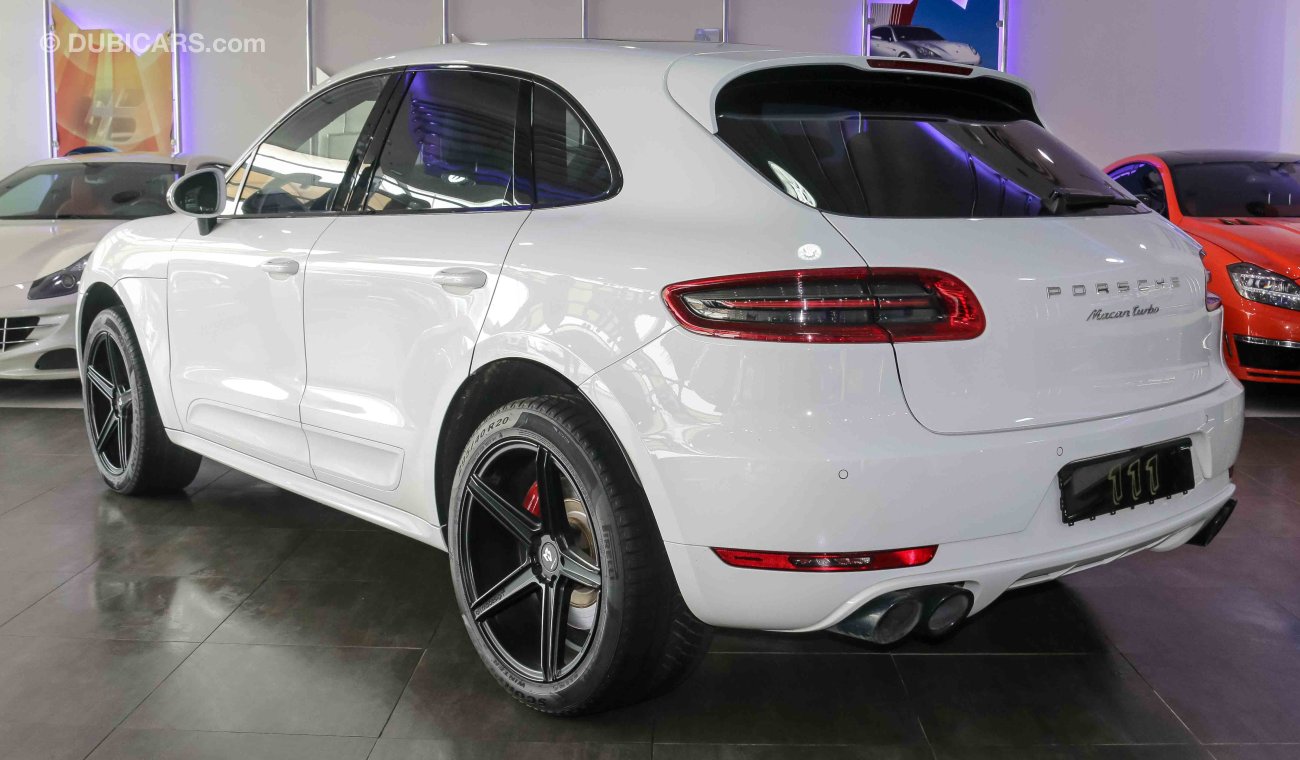 Porsche Macan Turbo