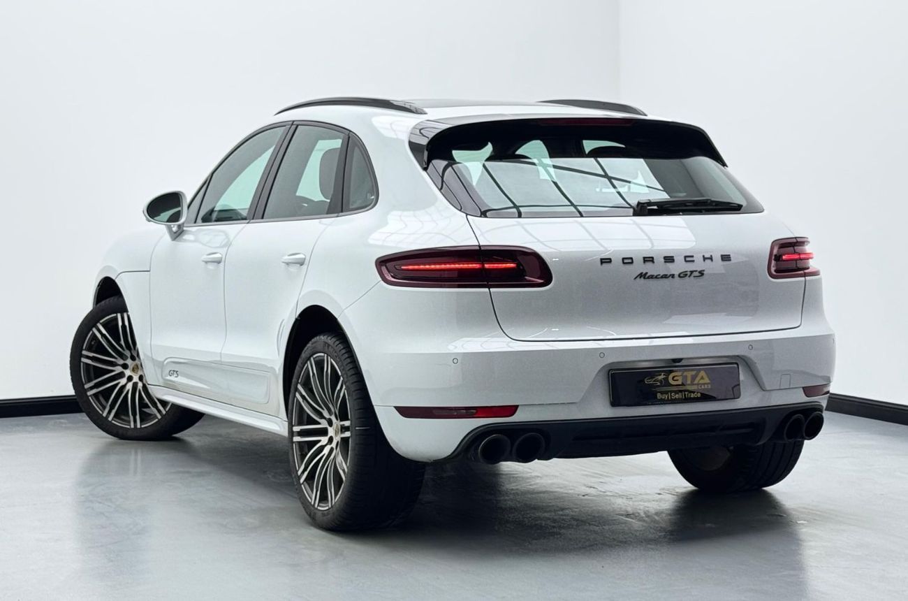 بورش ماكان GTS 3.0L (360 HP) 2017 Porsche Macan GTS, Service History, Excellent Condition, Low Km, GCC