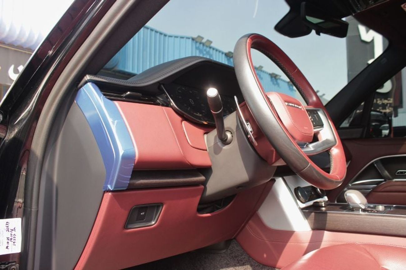 Land Rover Range Rover LWB HSE P530 4.4L