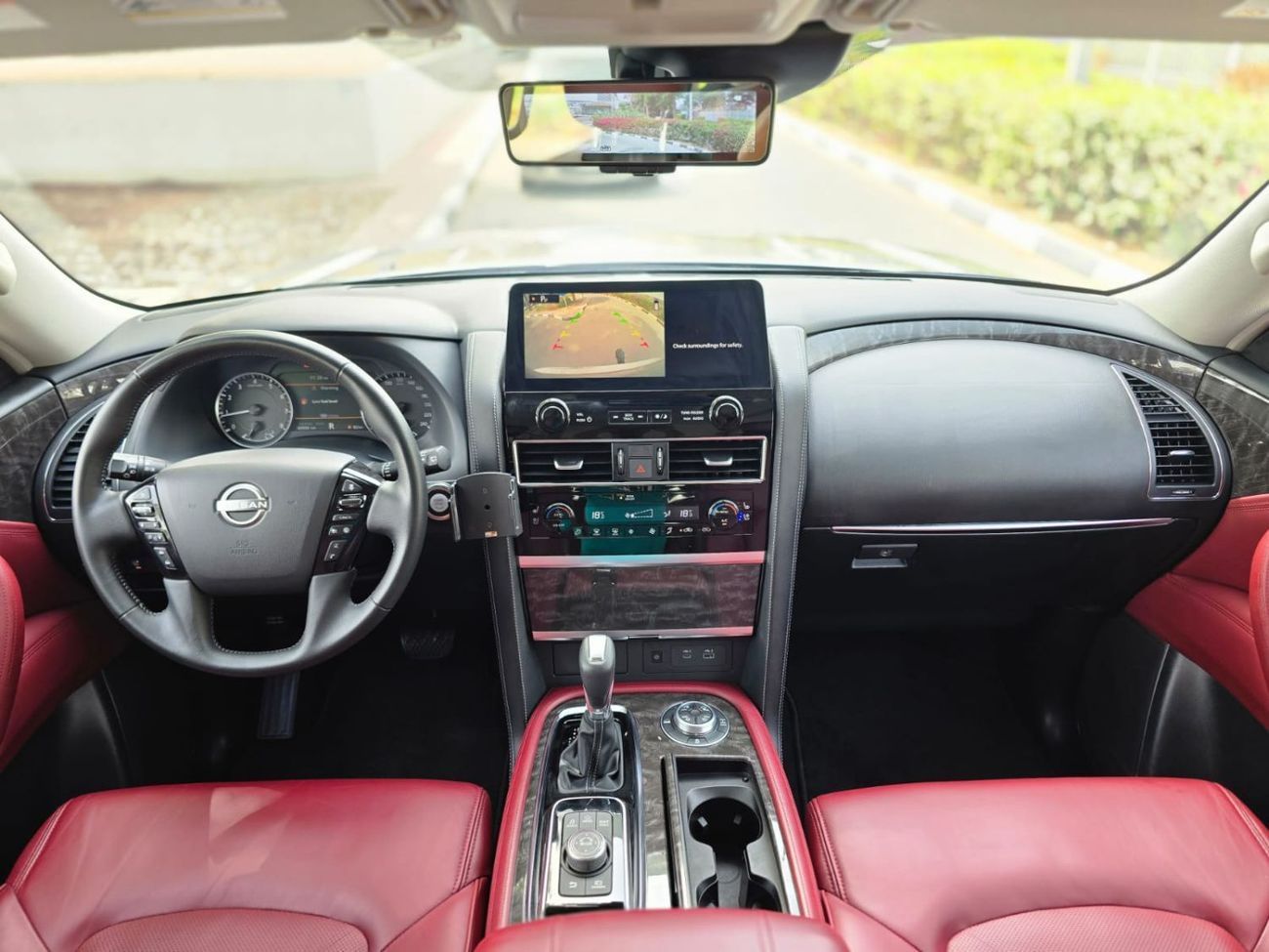 Nissan Patrol LE Titanium 5.6L 2022 GCC LOW MILEAGE SINGLE OWNER IN MINT CONDITION