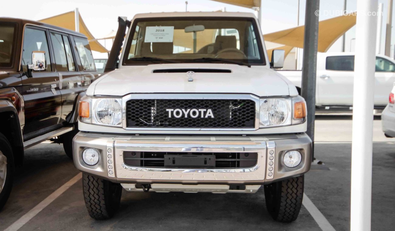 Toyota Land Cruiser Pick Up LX V8 4.5L  Diesel