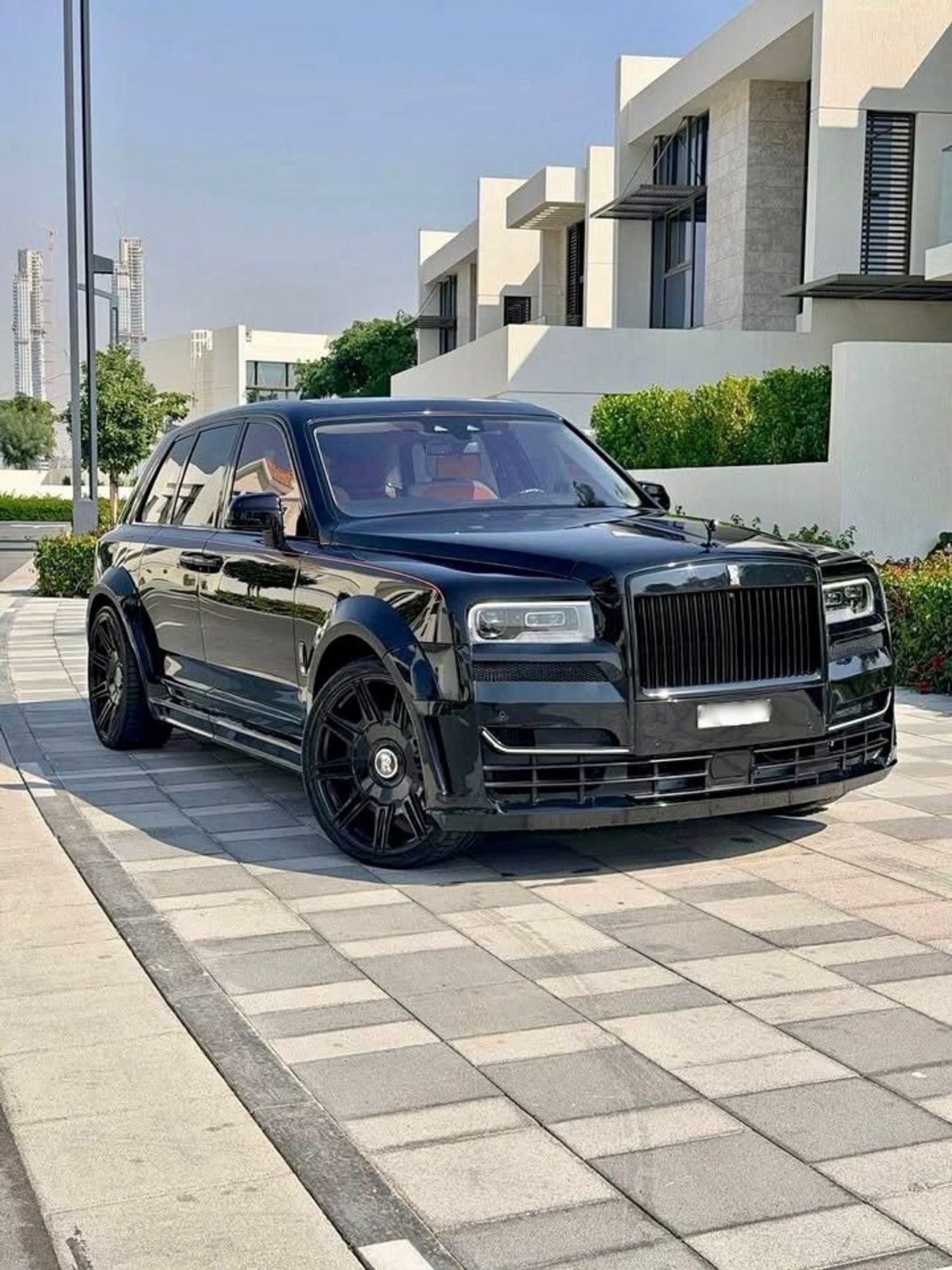 Rolls-Royce Cullinan 6.7L Twin-Turbo (563 HP) Black Badge