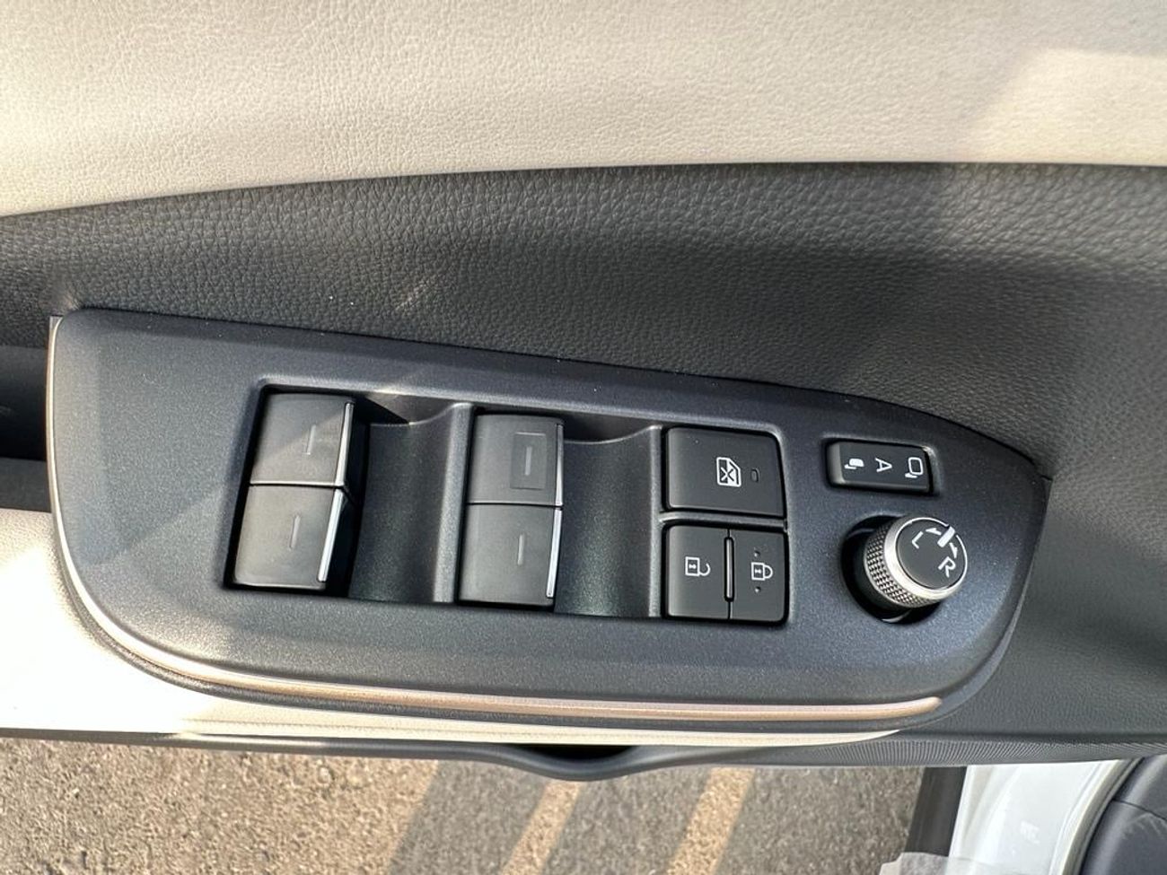 Toyota Crown Platinum