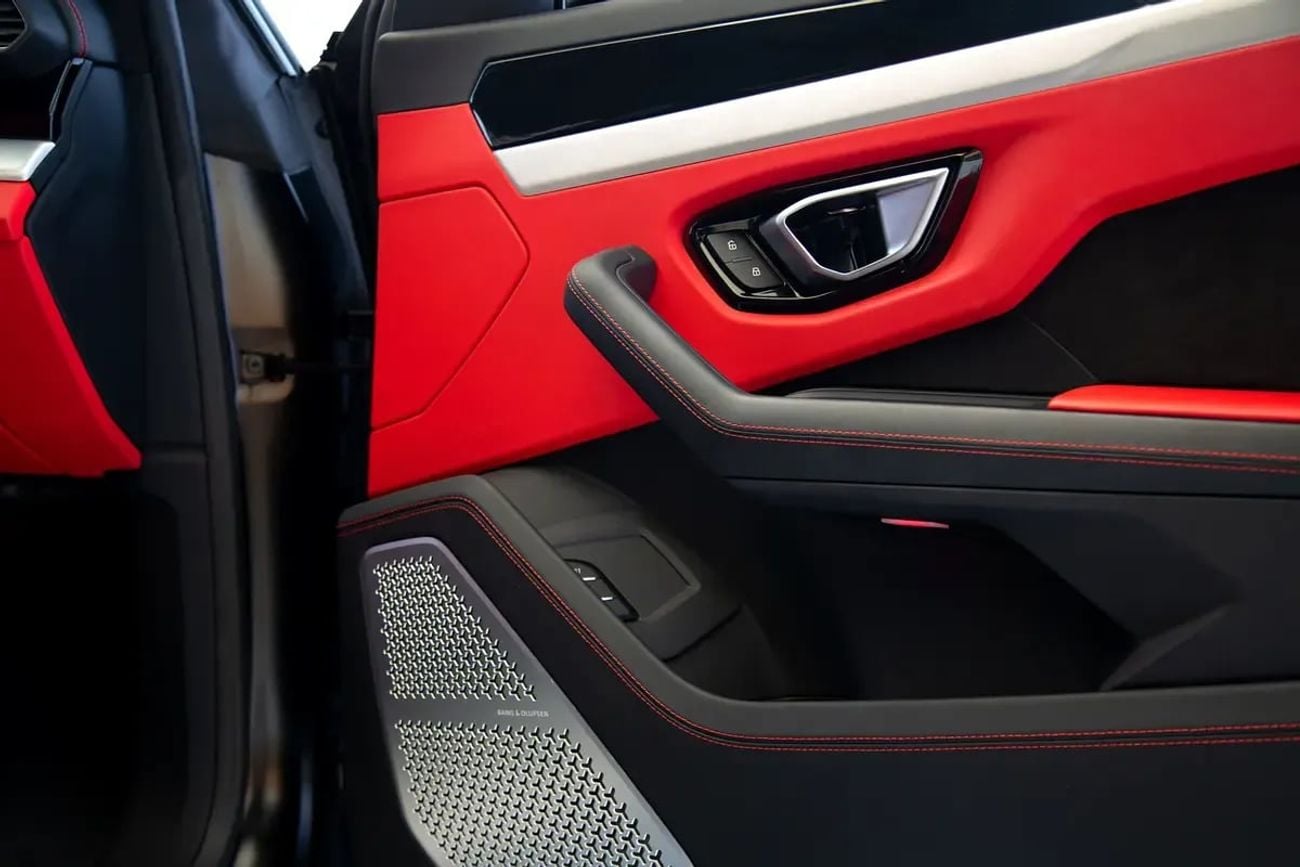 Lamborghini Urus STD