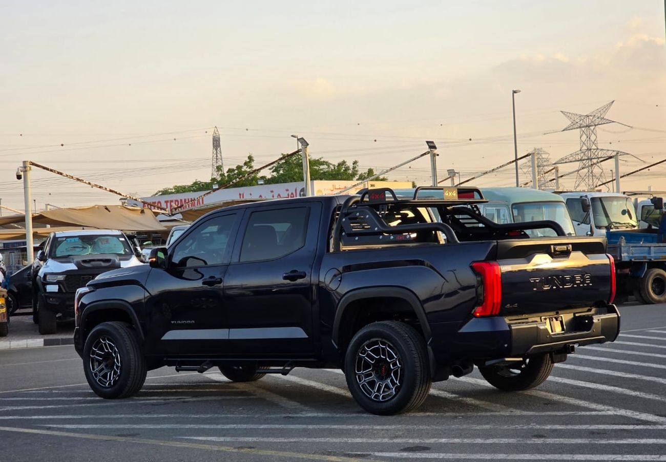 تويوتا تاندرا CREWMAX SR5