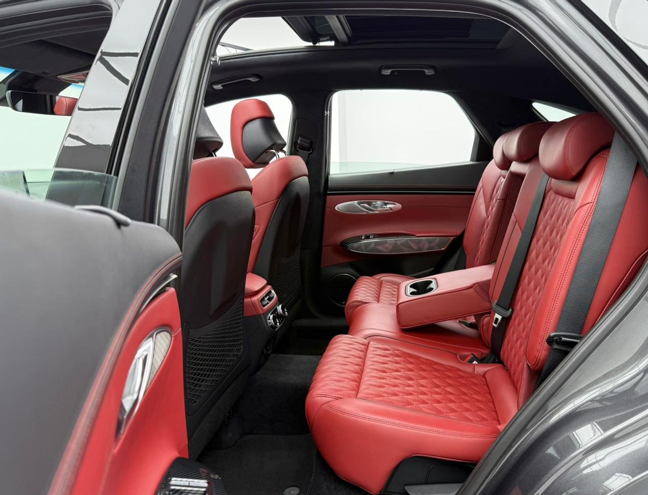 Genesis GV70 2022 Genesis GV70 Sport Prestige, 2027 Genesis Warranty + Service Pack, Low Km, Fully Loaded, GCC