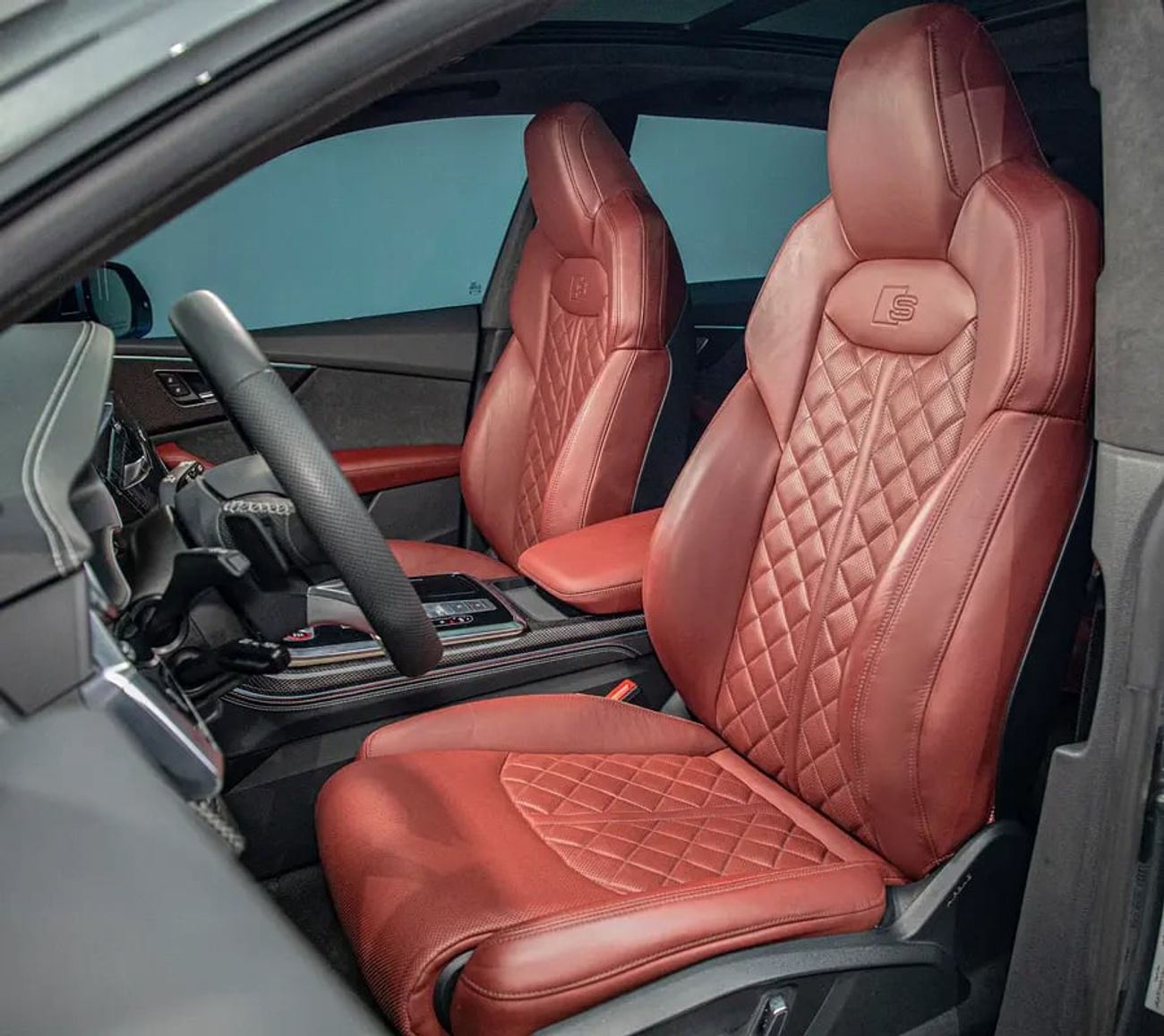 أودي SQ8 4.0 TFSI quattro (507 HP)