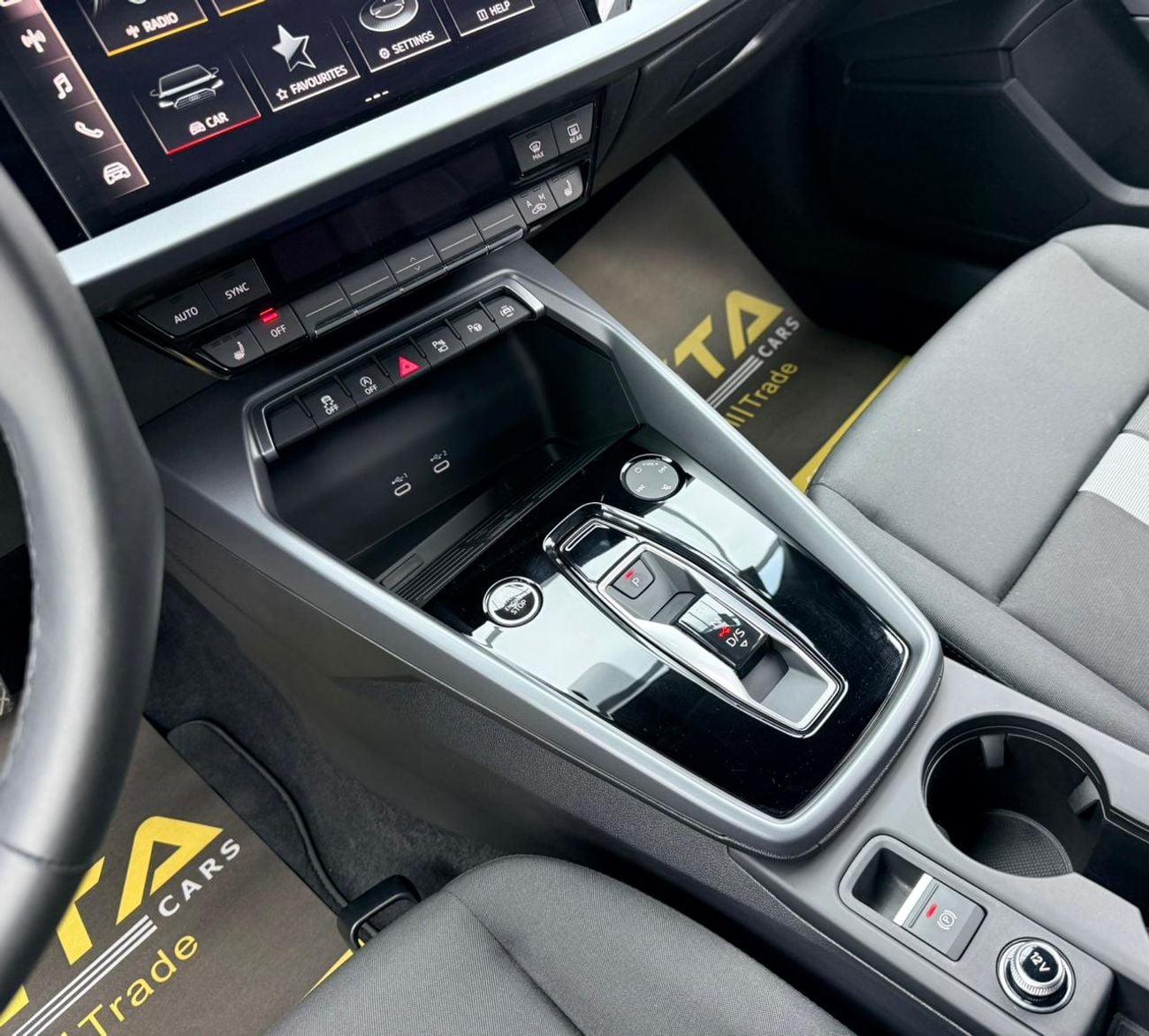 Audi A3 35 TFSI 1.4L 2025 Audi A3 35 TFSI, Audi Warranty+Service Contract, like new, GCC