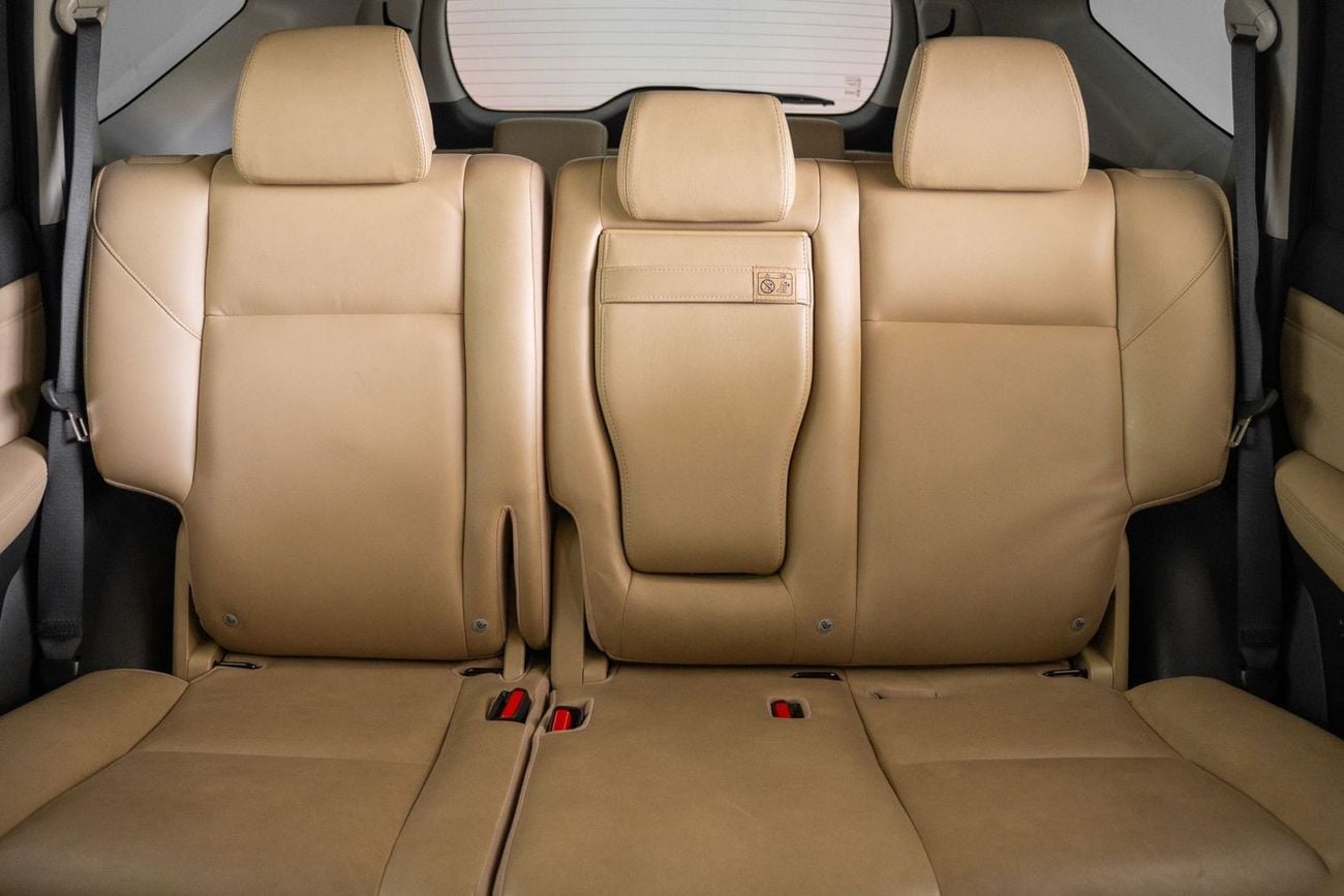 Mitsubishi Montero Sport 2023 Mitsubishi Montero Sport Premium / Mitsubishi Warranty •	Premium Model •	3.0 V6 4WD •	Blind spo