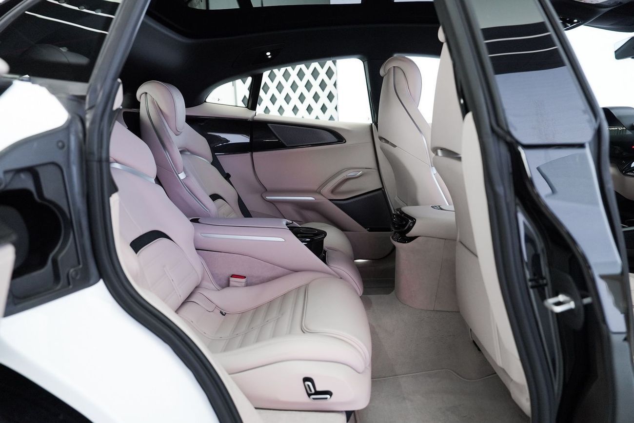 فيراري بوروسانجوي Ferrari Purosangue