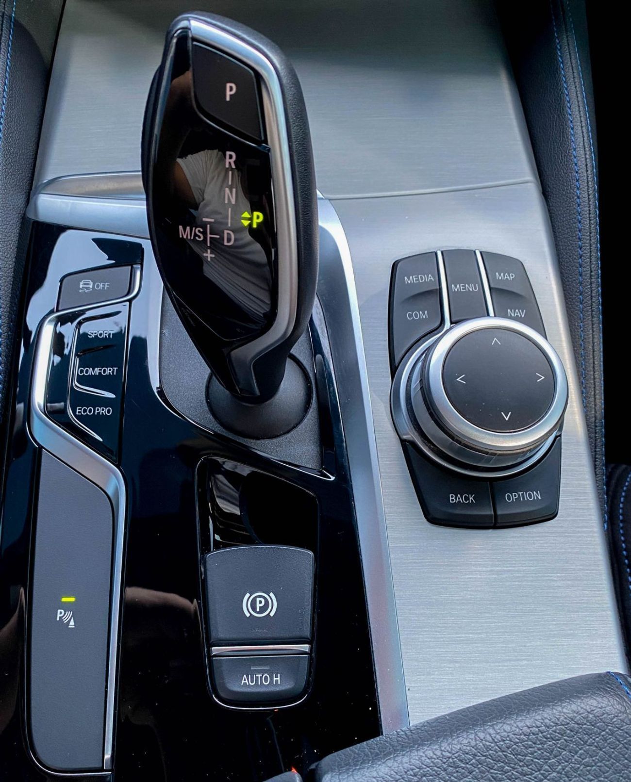 بي أم دبليو 520i بي إم دبليو | ٥٢٠i M-KIT | ٢٠٢٠ دول مجلس التعاون الخليجي | سجل صيانة كامل | بدون حوادث | طلاء أصلي |