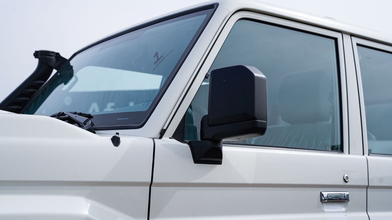 تويوتا لاند كروزر 70