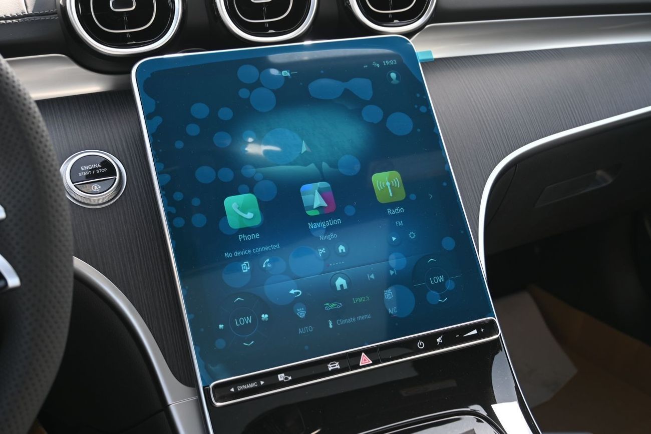 مرسيدس بنز C 200 L Mercedes-Benz C200L 1.5L , Petrol AT, Model 2025 Color White