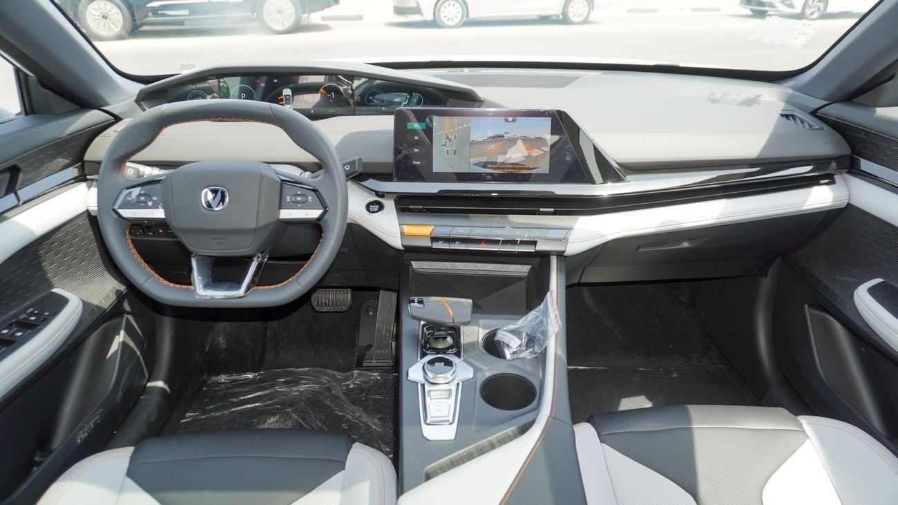 تشنجان Uni V Brand New Uni-V IDD Smart Cool 2024 1.5L Hybrid 2WD |White/Black |N-UNI-V-1.5-24 |FOR EXPORT