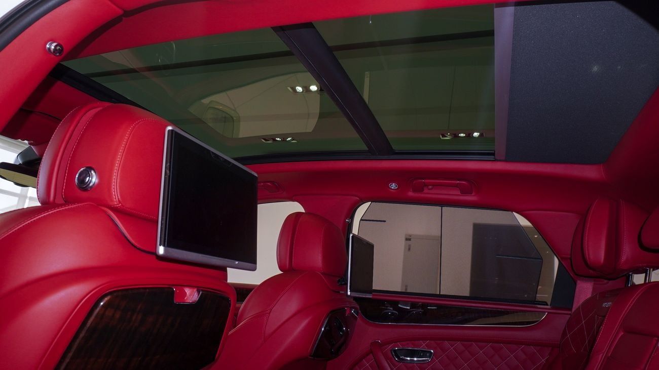 Bentley Bentayga FIRST EDITION