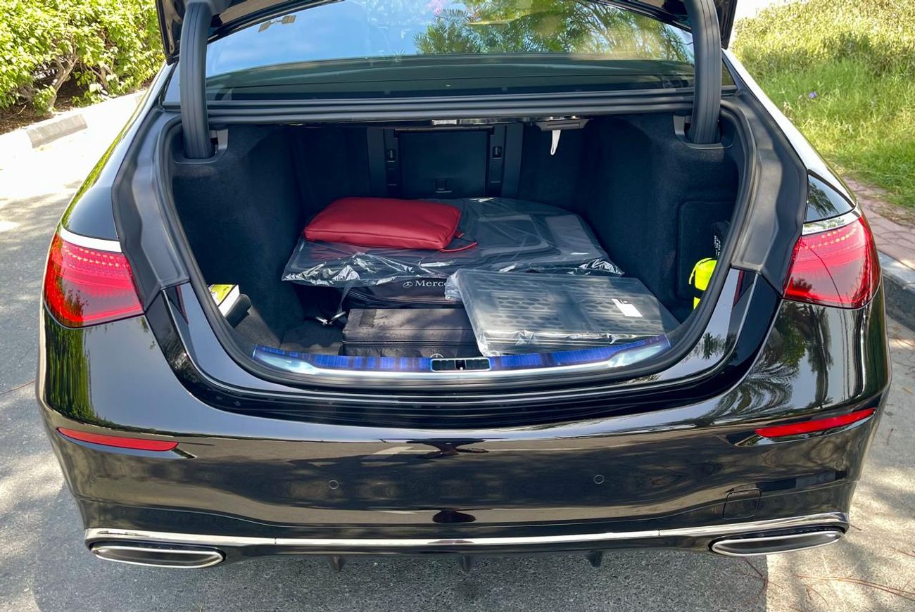 Mercedes-Benz S 580 4MATIC Exclusive 4.0L AMG 5 Years Warranty 2025 GCC