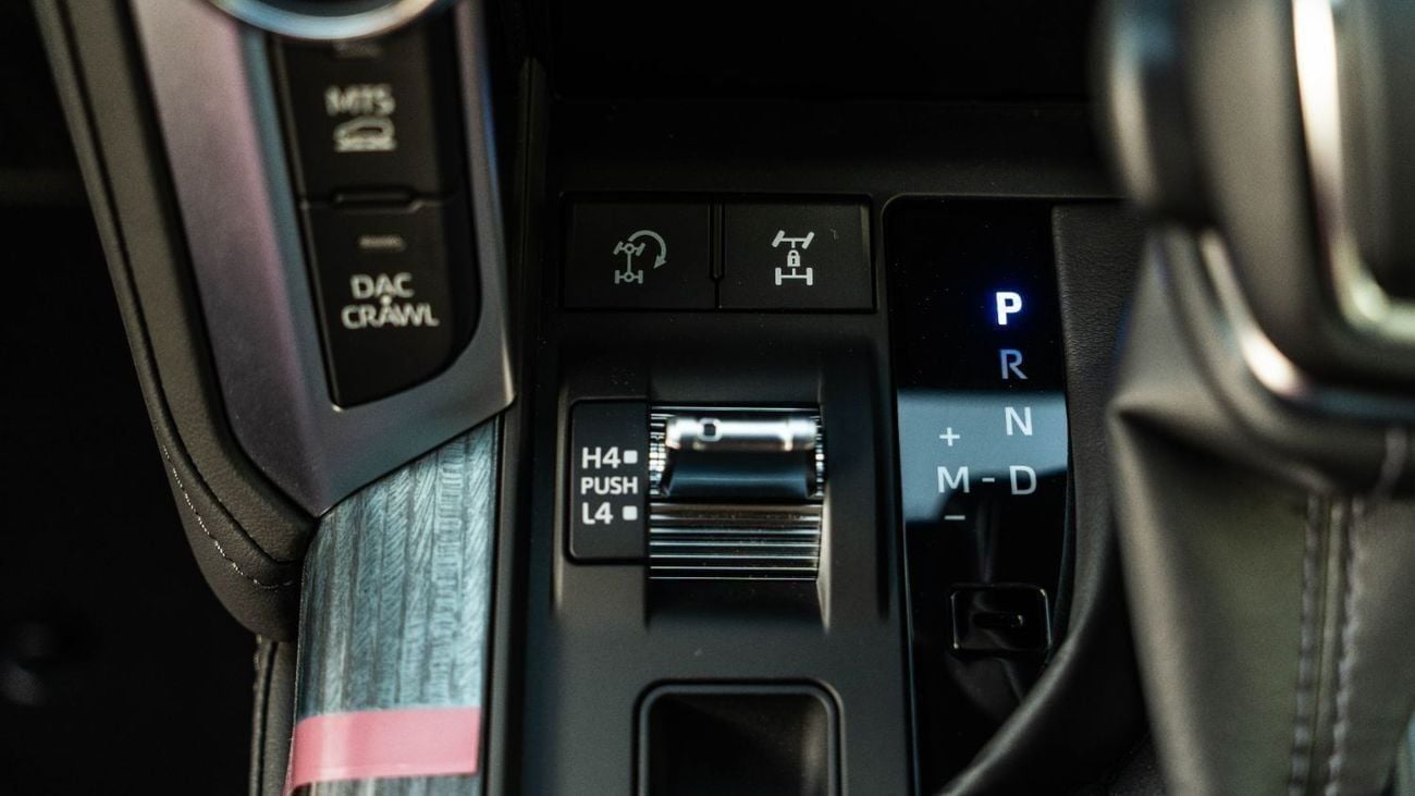 Toyota Land Cruiser VXR 3.5 TT || 2026