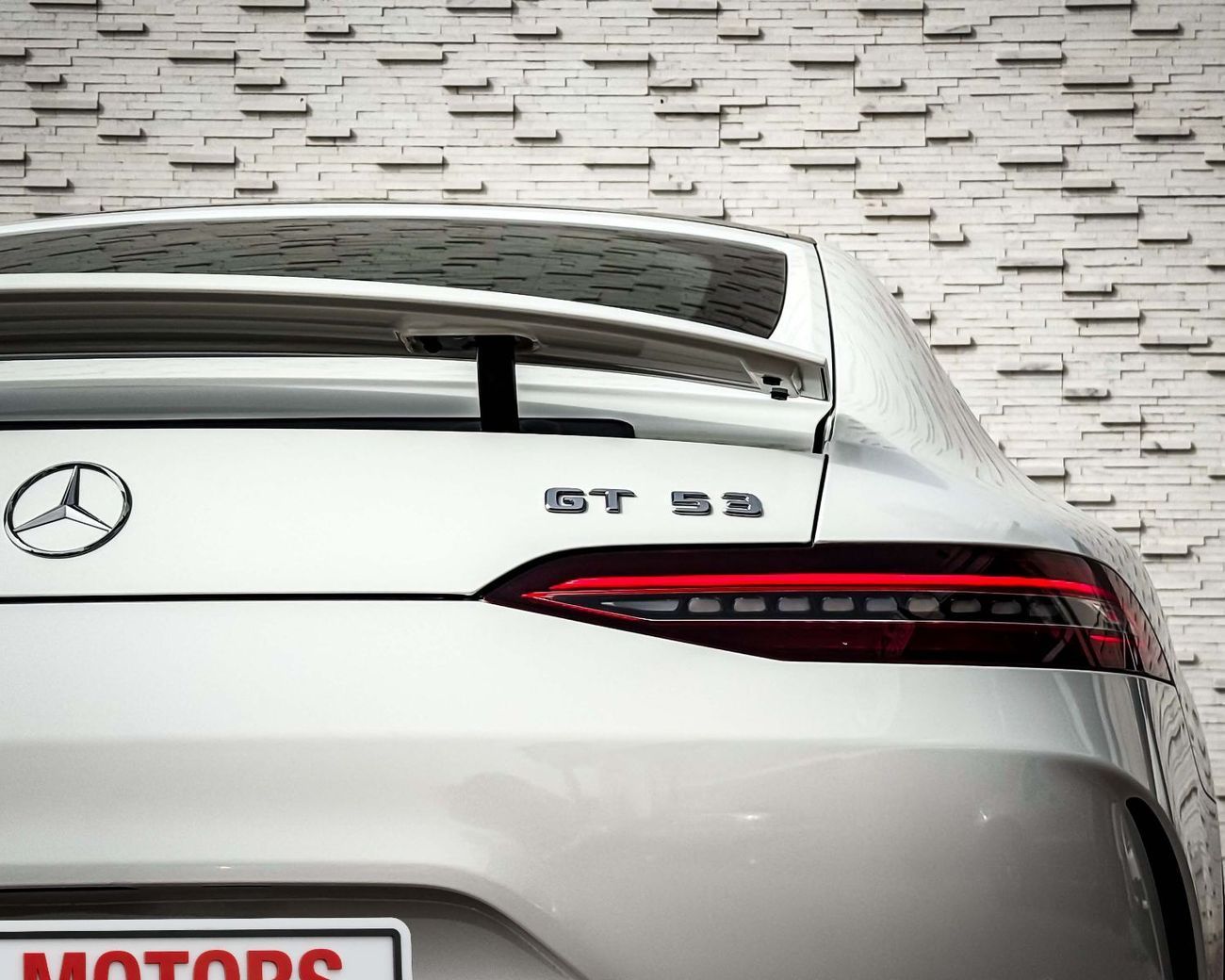 مرسيدس بنز ايه ام جي جي تي 53